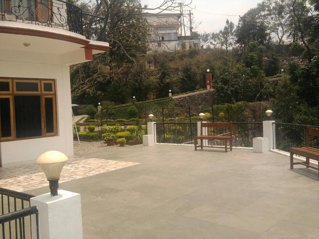 Sapphire Inn บีมตาล ภายนอก รูปภาพ