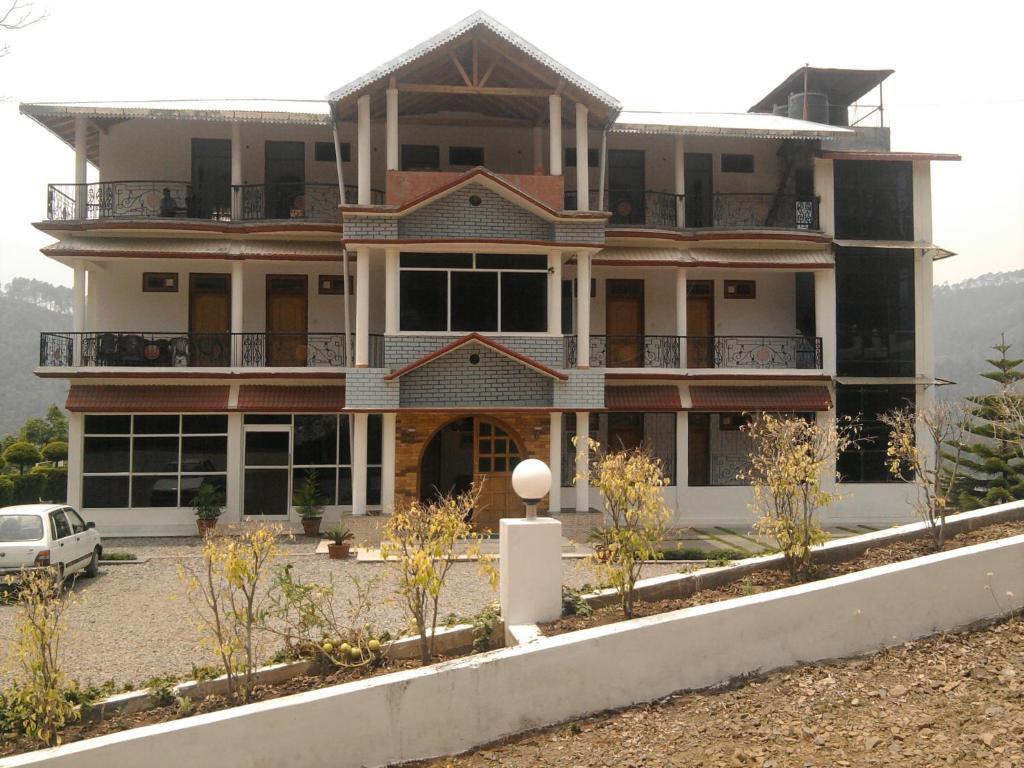 Sapphire Inn บีมตาล ภายนอก รูปภาพ